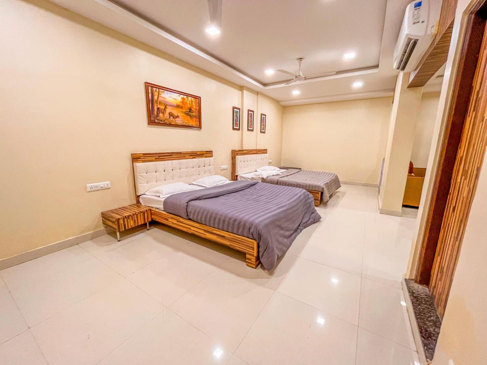 Stayguru Park View Residency Bhuj Extérieur photo