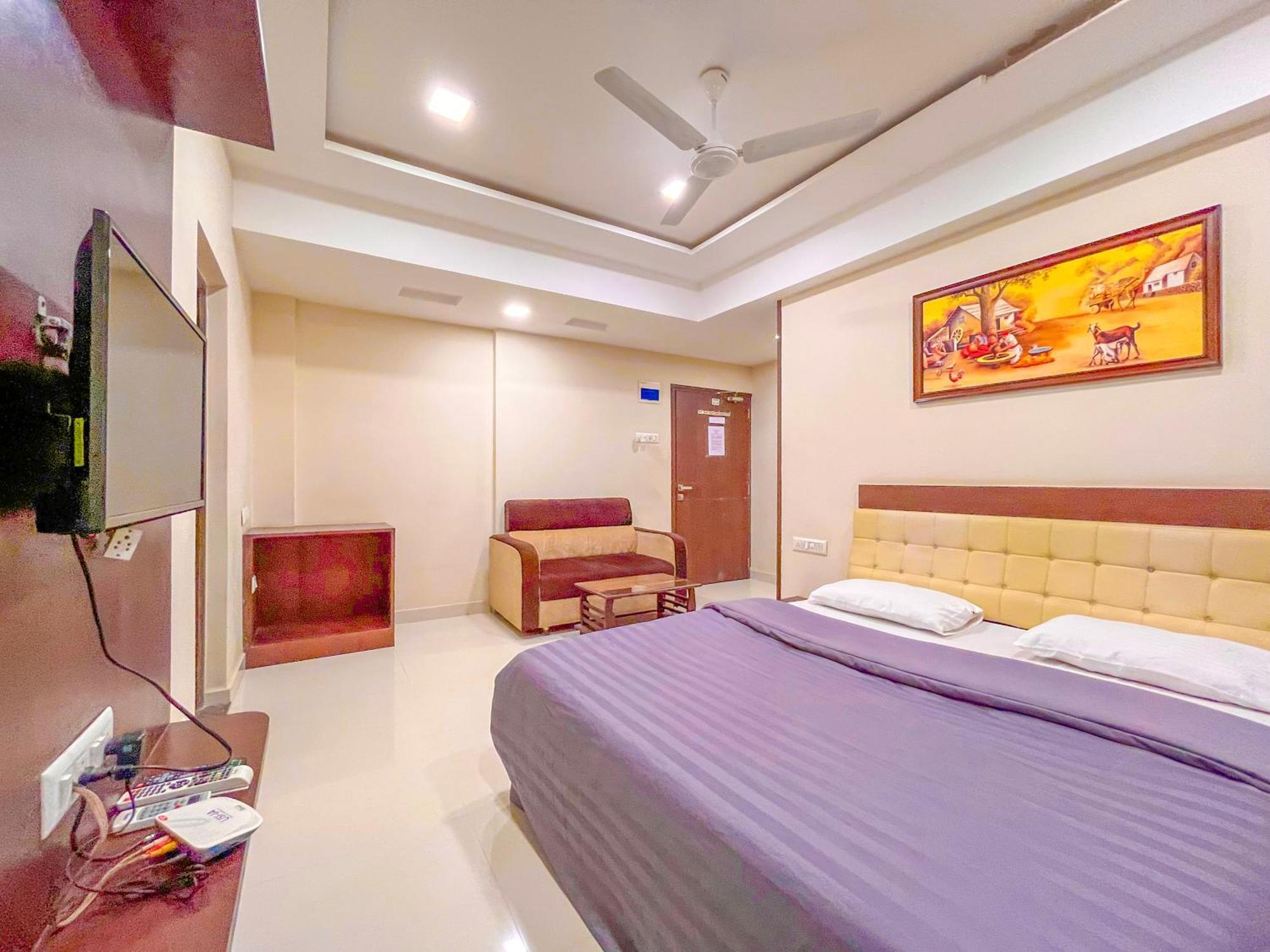 Stayguru Park View Residency Bhuj Extérieur photo