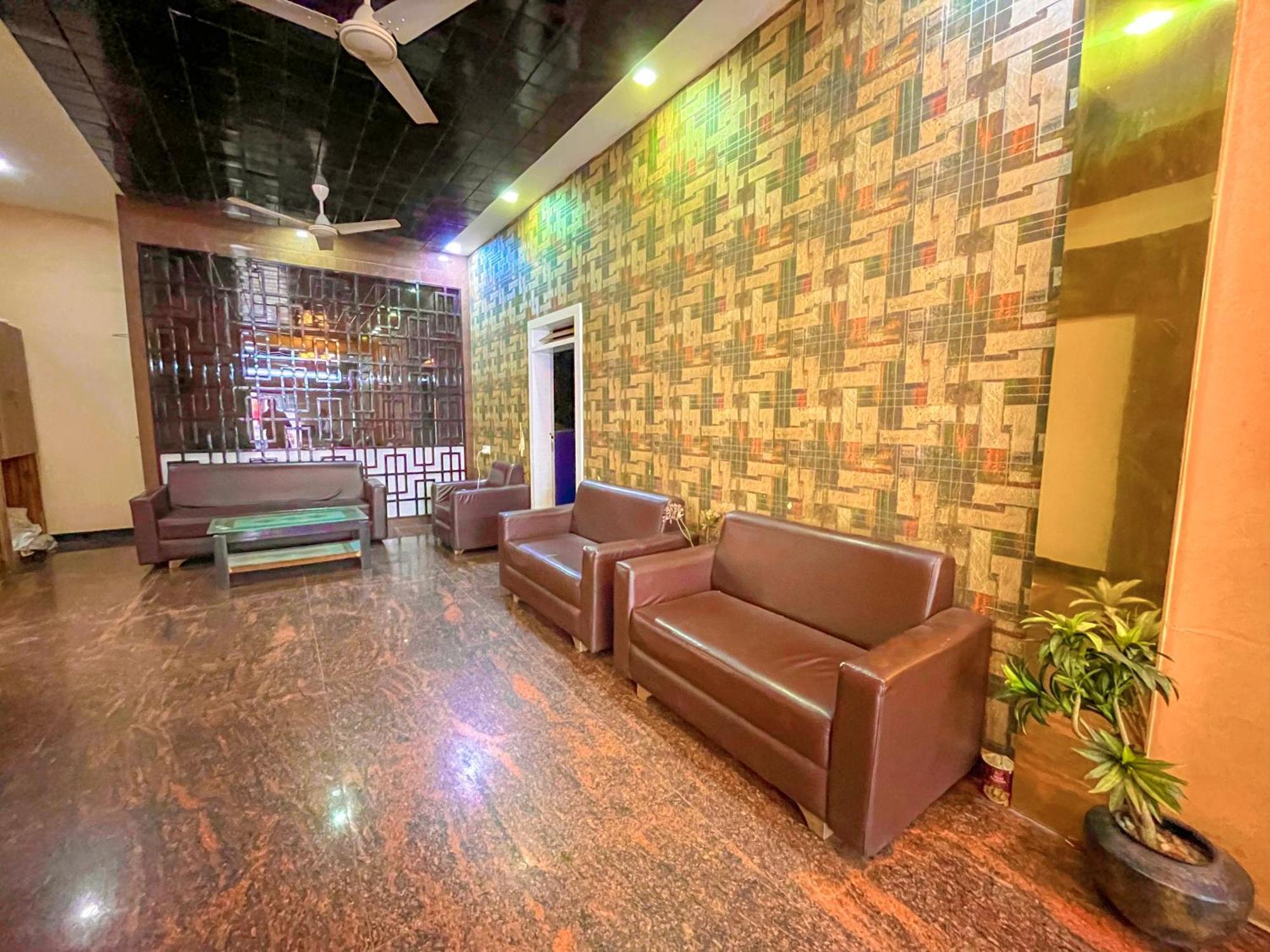 Stayguru Park View Residency Bhuj Extérieur photo