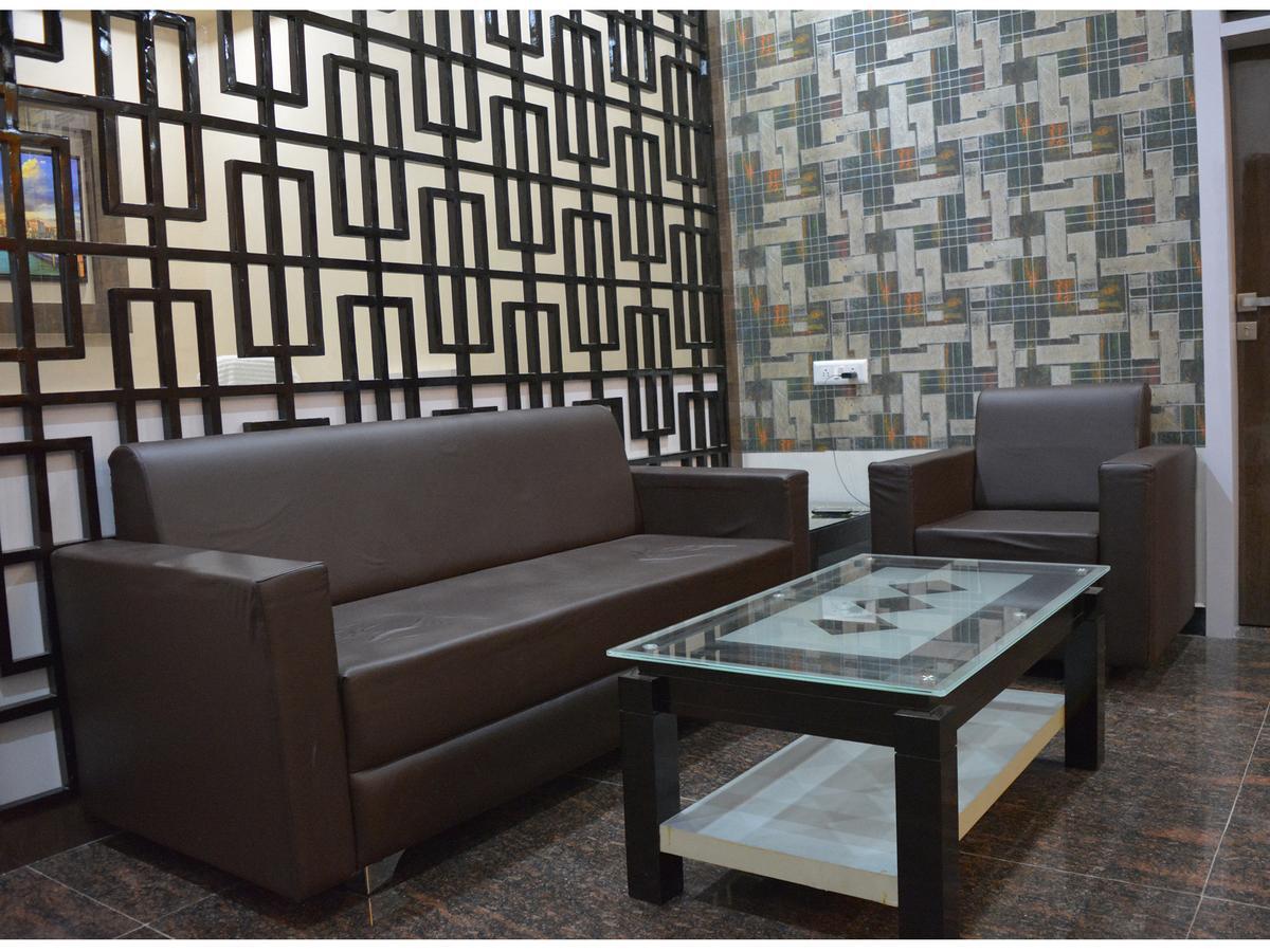Stayguru Park View Residency Bhuj Extérieur photo