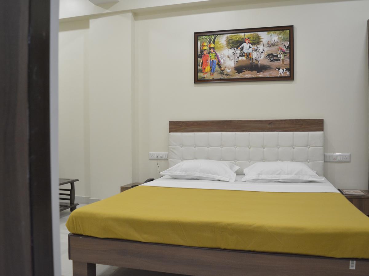 Stayguru Park View Residency Bhuj Extérieur photo