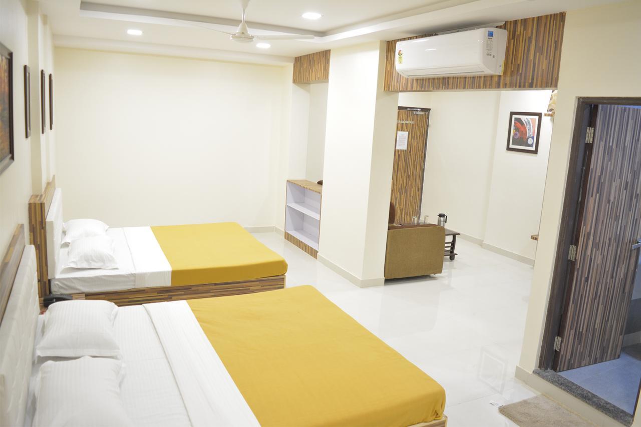 Stayguru Park View Residency Bhuj Extérieur photo