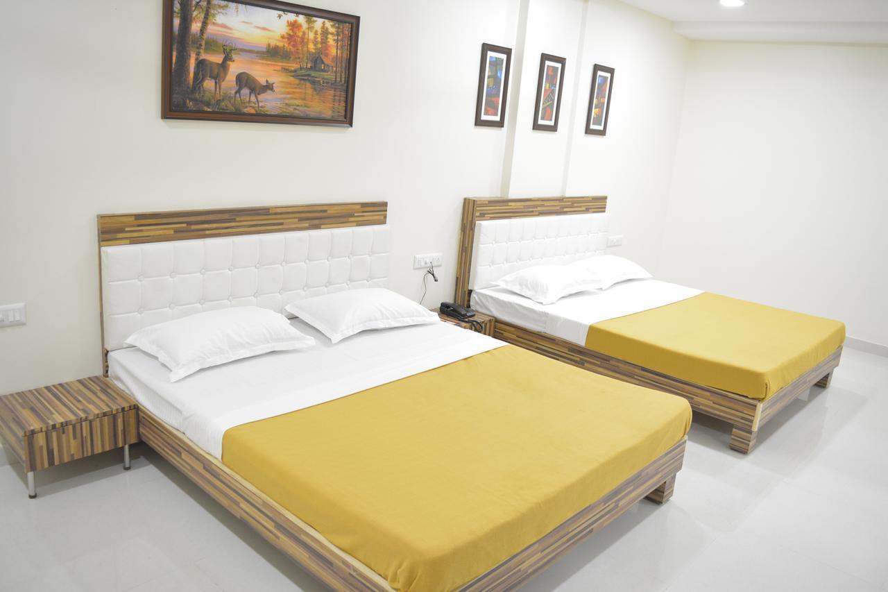 Stayguru Park View Residency Bhuj Extérieur photo